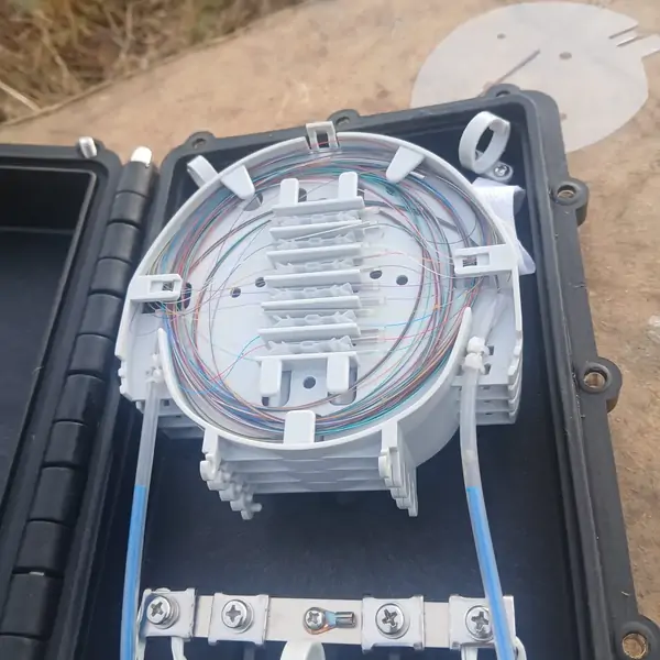Empalme de fibra óptica